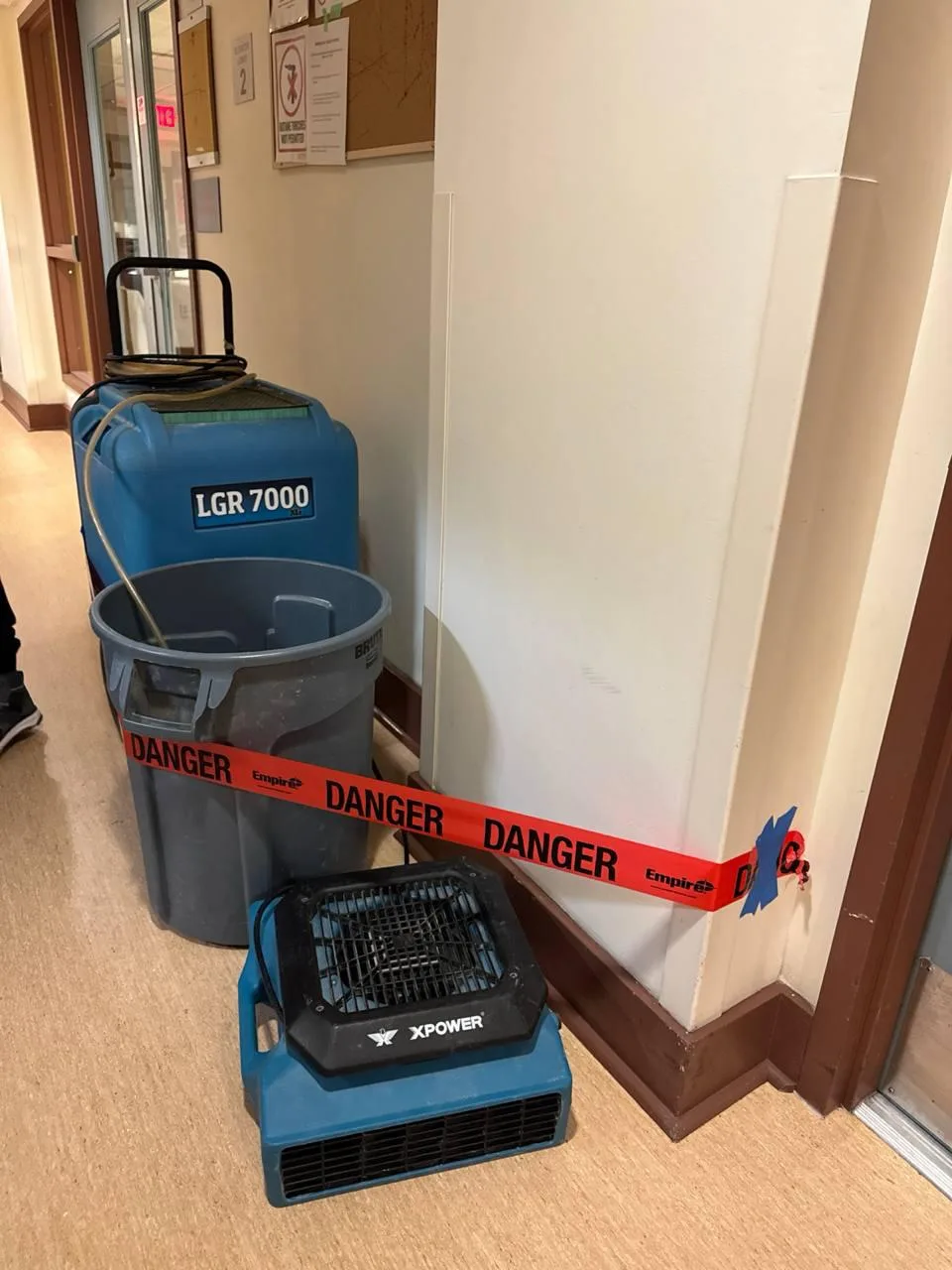 Structural drying equipment in a Vancouver home after water damage